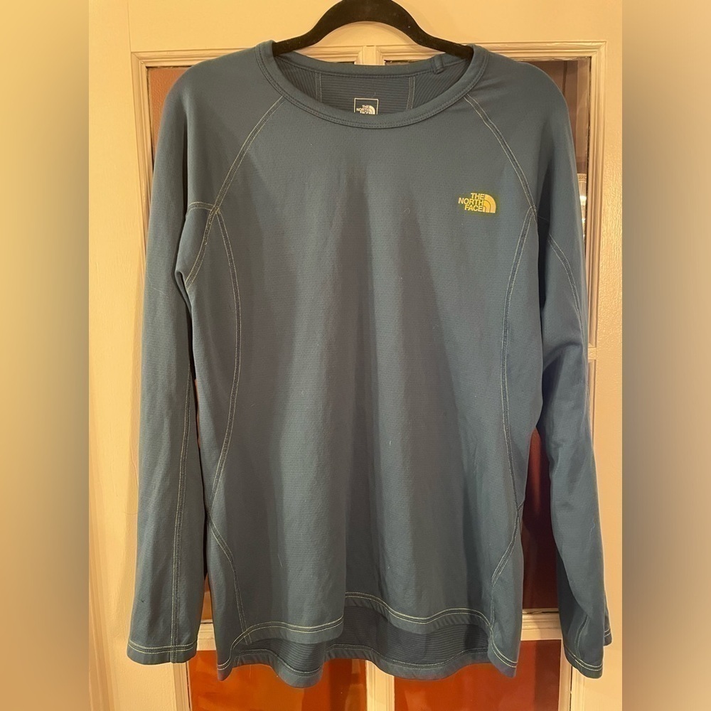 The North Face Men’s Thermal Top Large - Picture 2 of 5